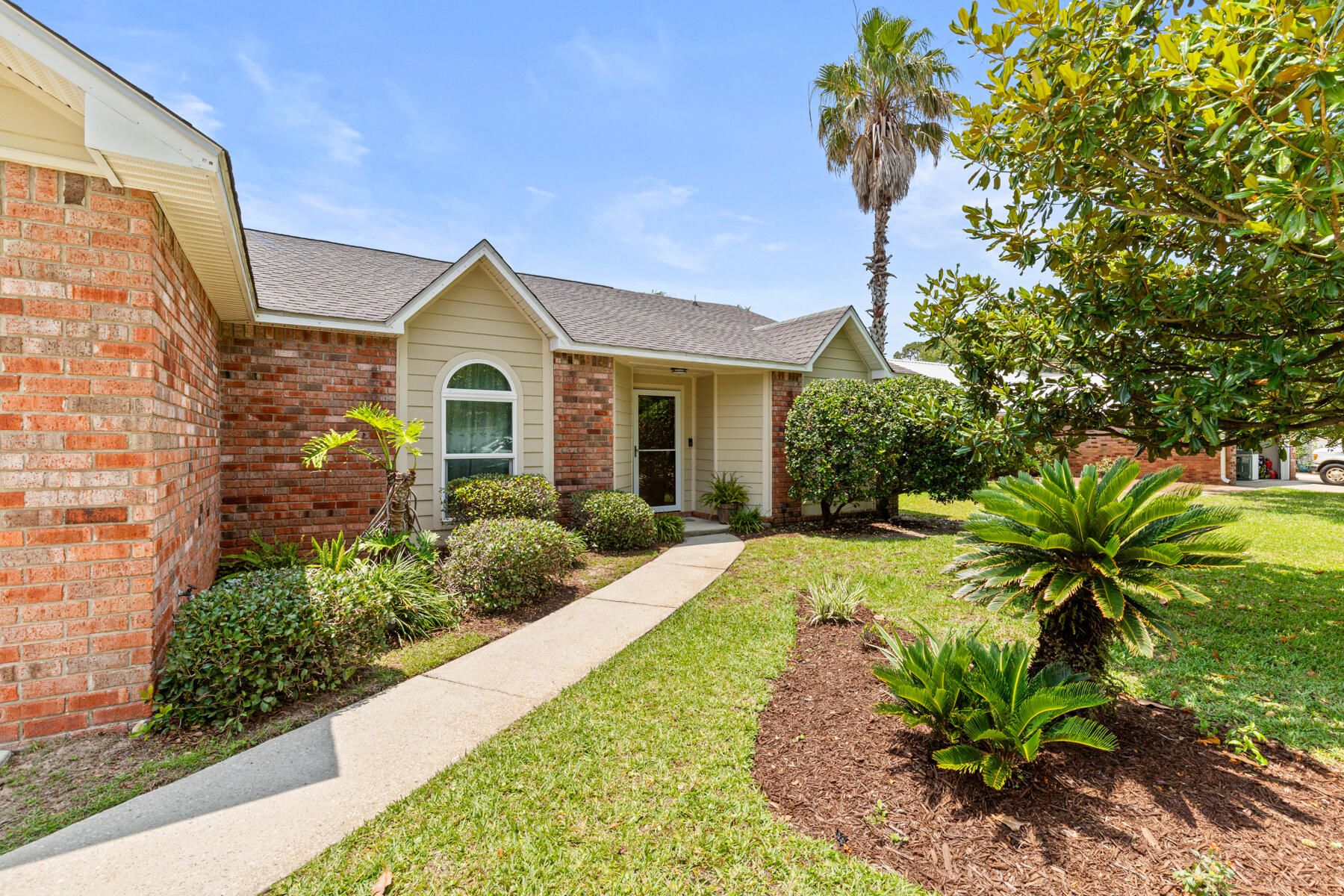 81 Darrow Drive