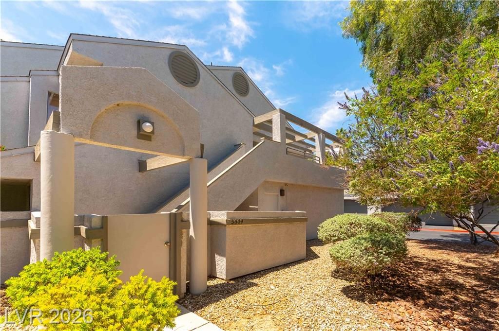 5609 Orchard Lane 5609