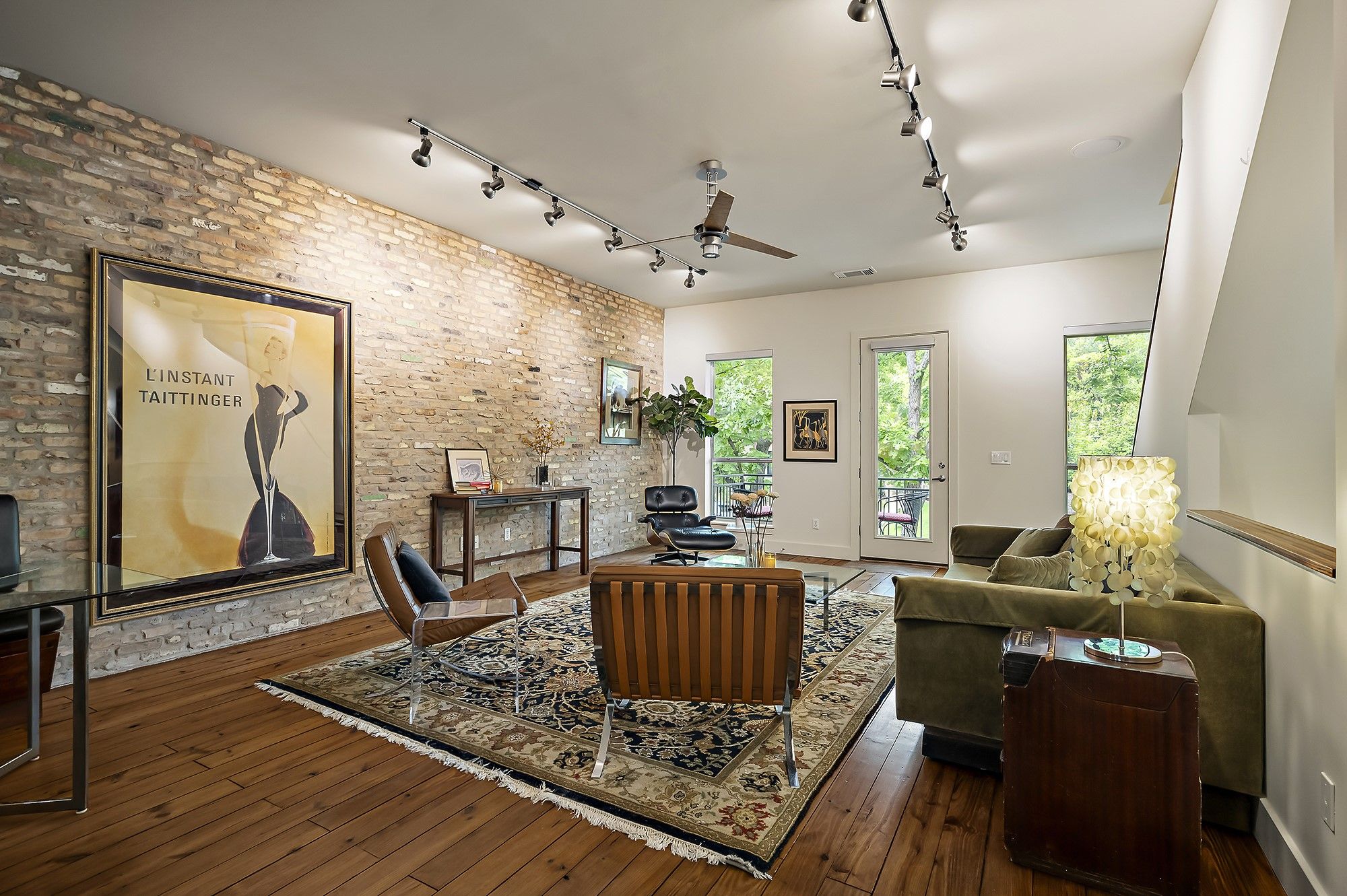 1205 Kinney Avenue A