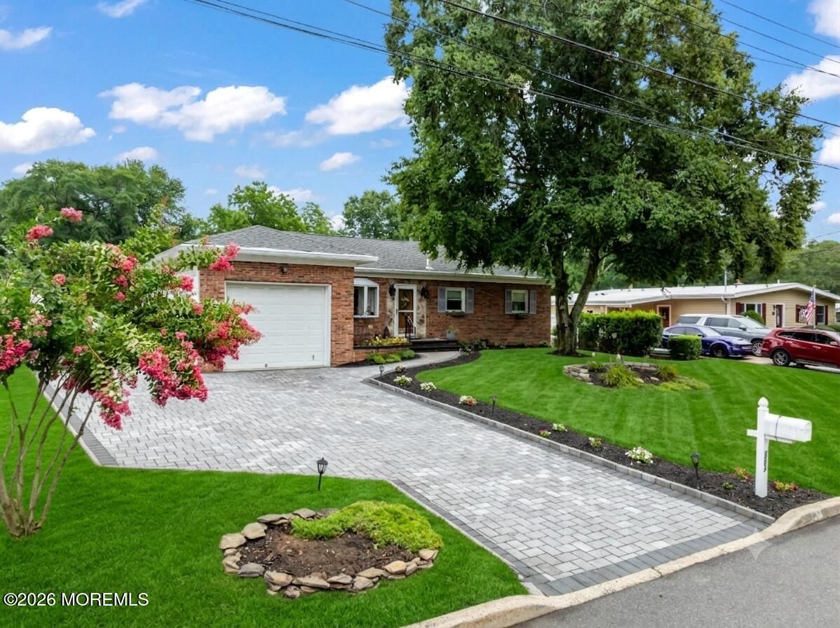 282 Parkview Terrace