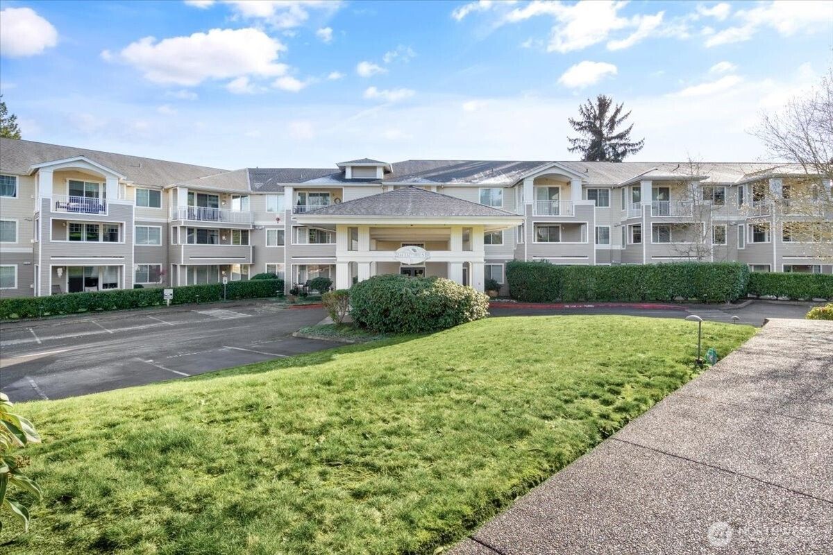 2244 132nd Avenue Se B112