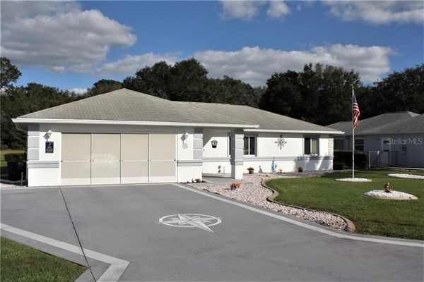 Open spaces and lush landscapes offer the perfect setting for life at cherrywoods. cherrywood estates ocala fl homes