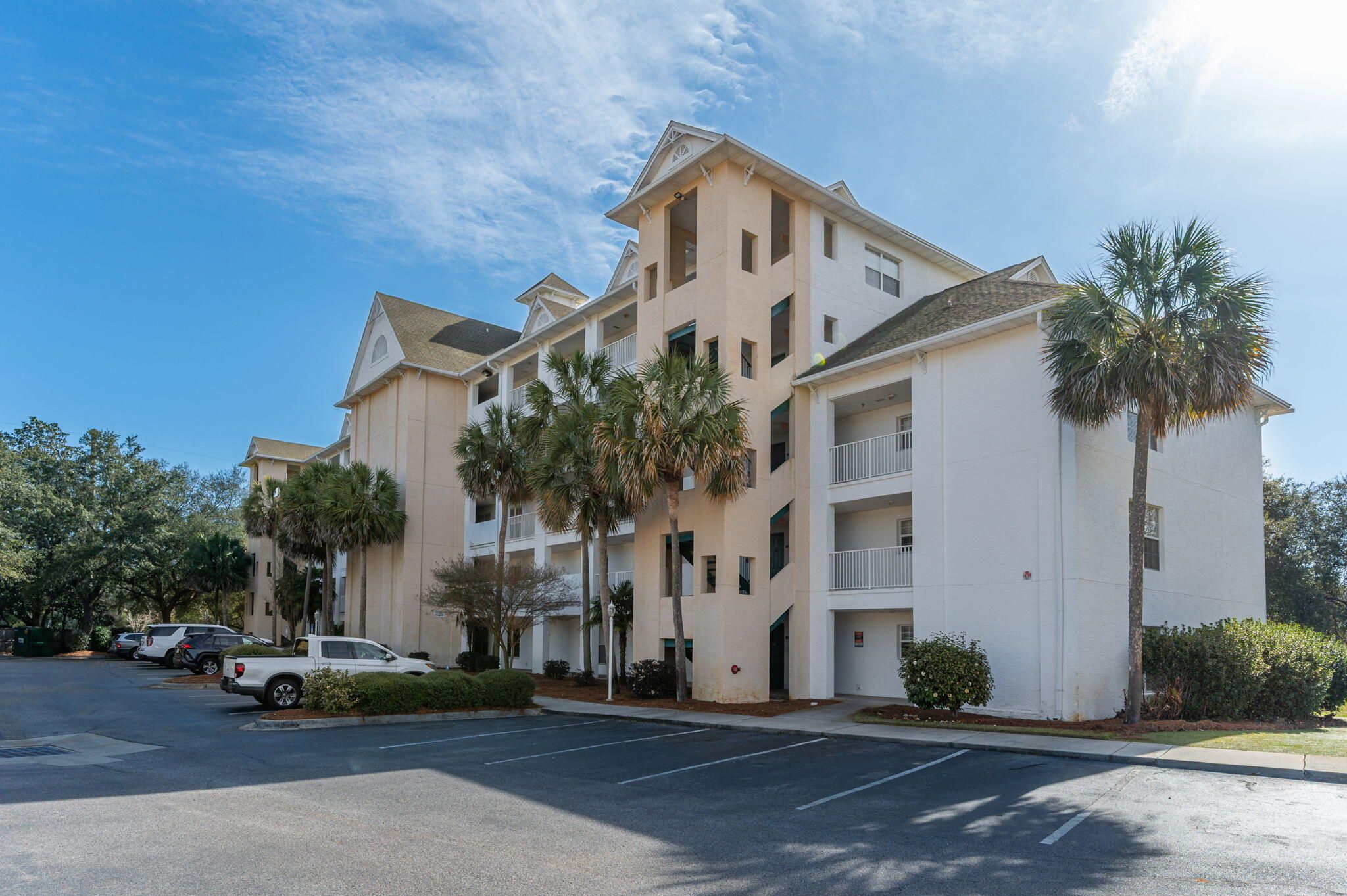 4276 Calinda Lane 127