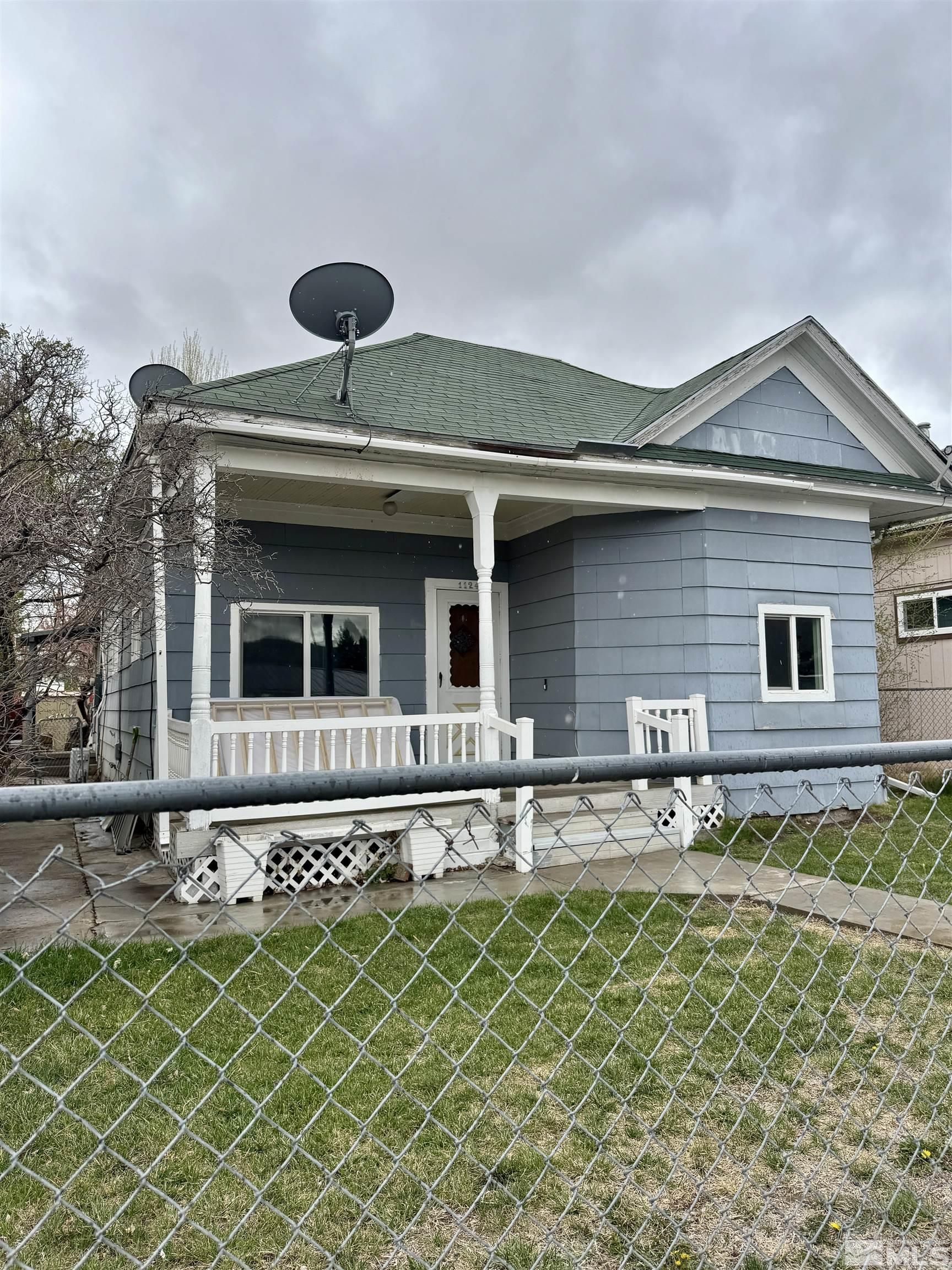 1124 Avenue H
