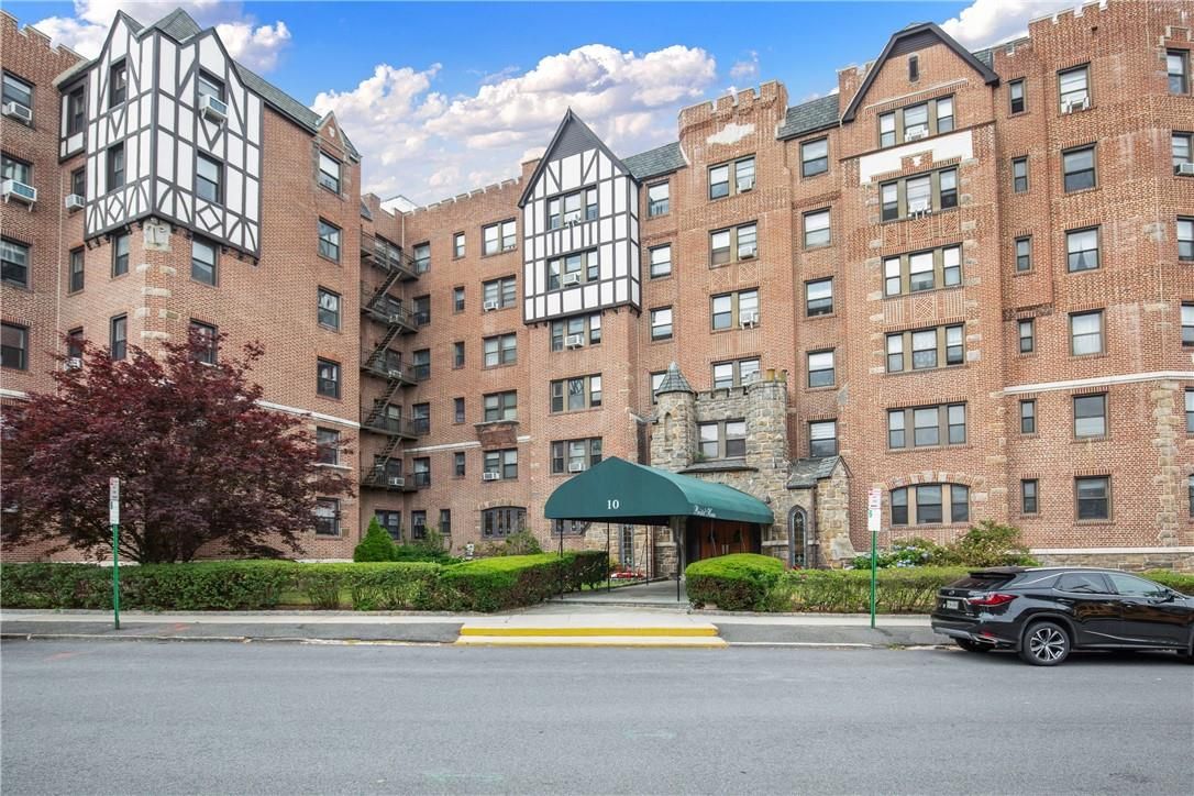 10 Nosband Avenue 2M