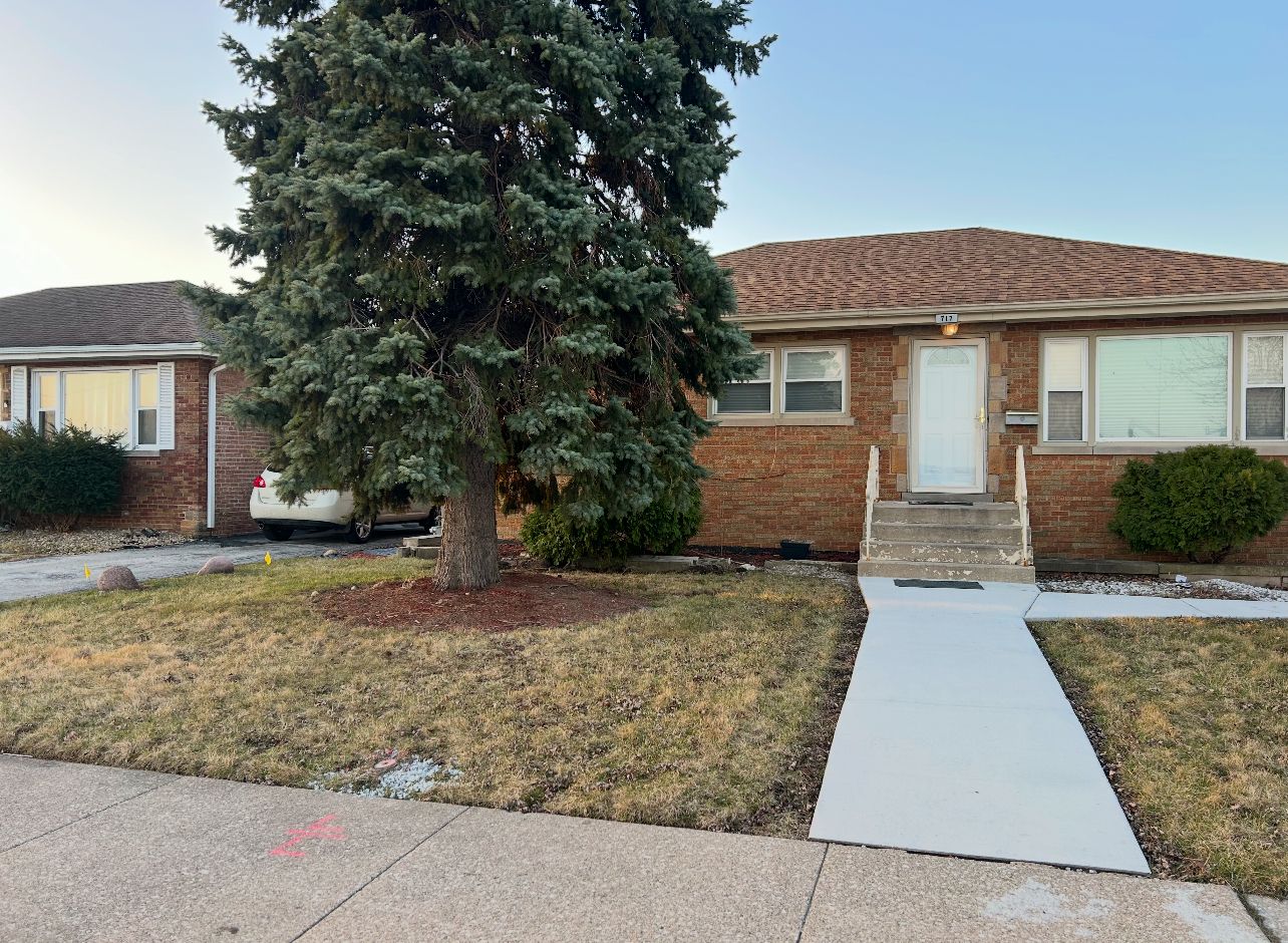 717 E 154th Street