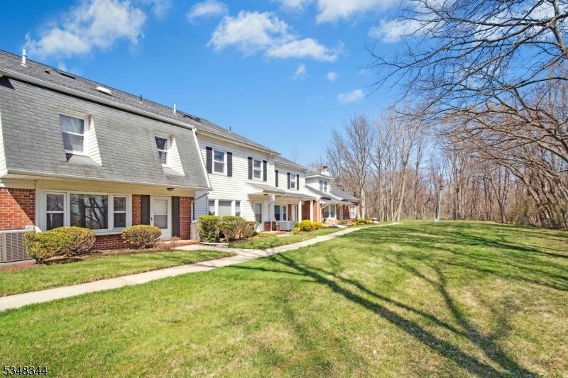 12 Harwich Ct