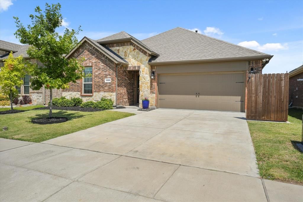 4096 Ellinger Drive