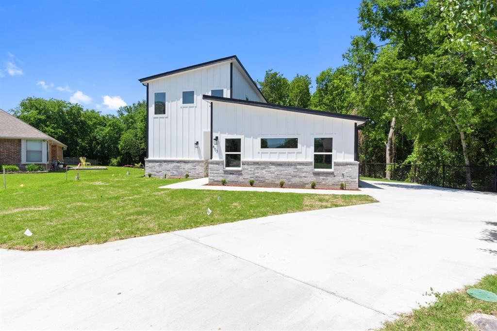 403 Tealridge Court