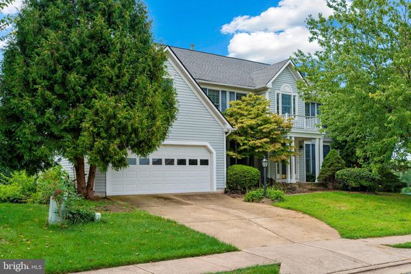 Ashburn Village Ashburn Va Homes For Sale Real Estate Neighborhoods Com