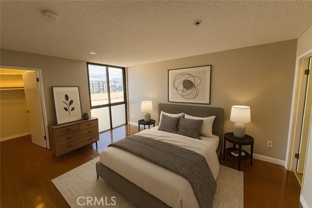 222 S Central 214