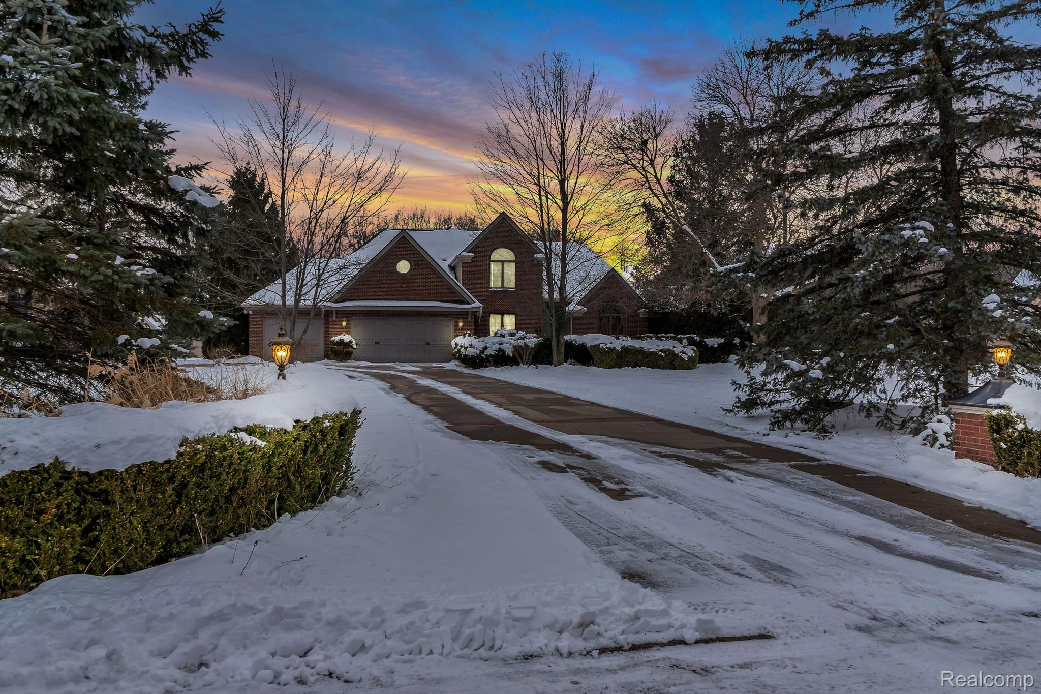 3295 Fieldstone Drive