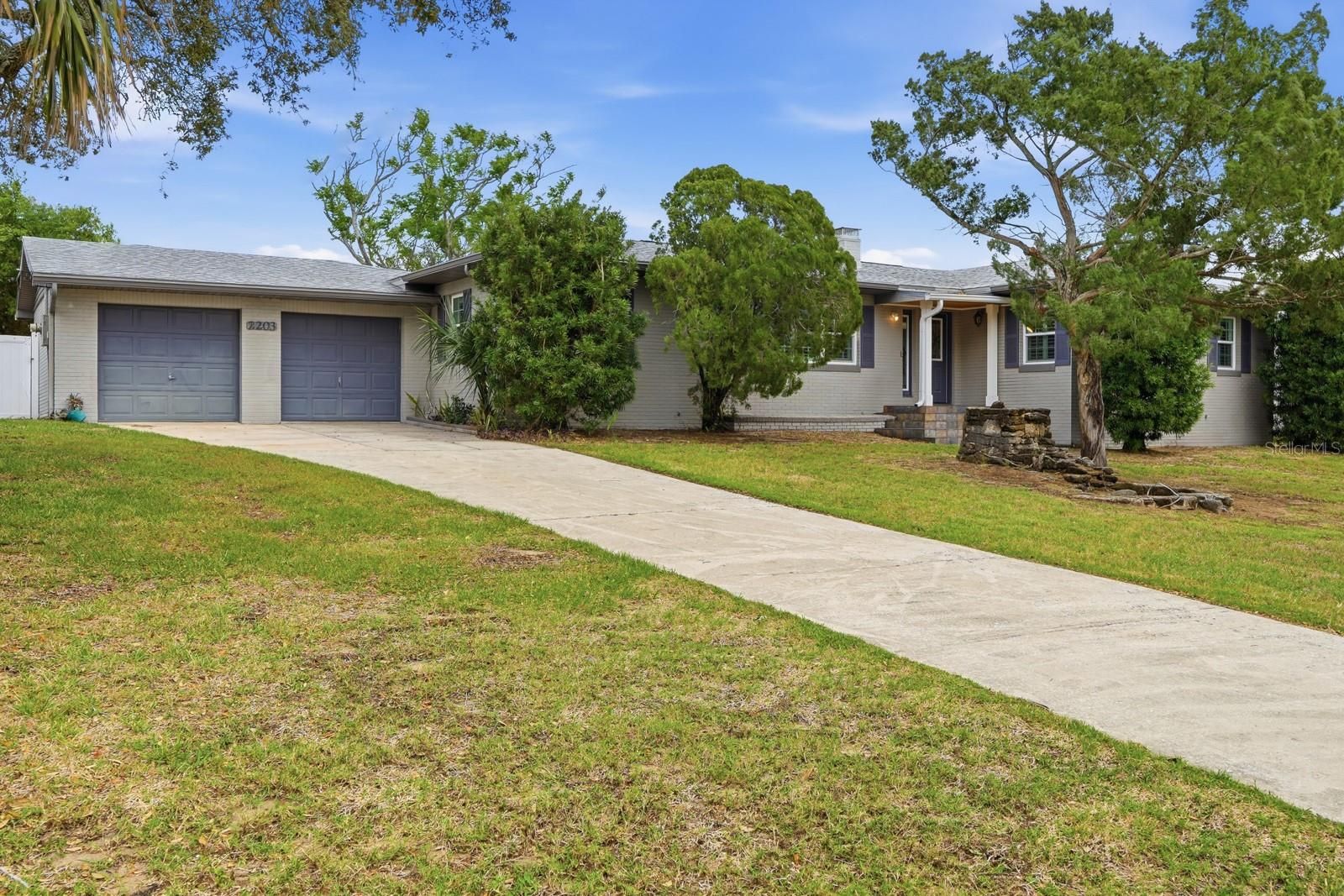 2203 S Peninsula Drive