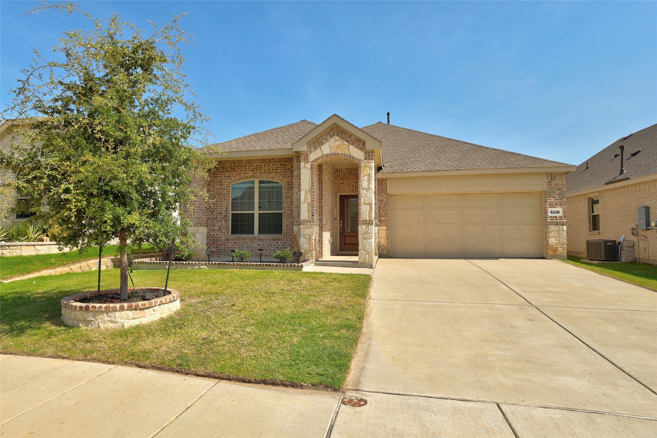 5236 Mountain Top Trail