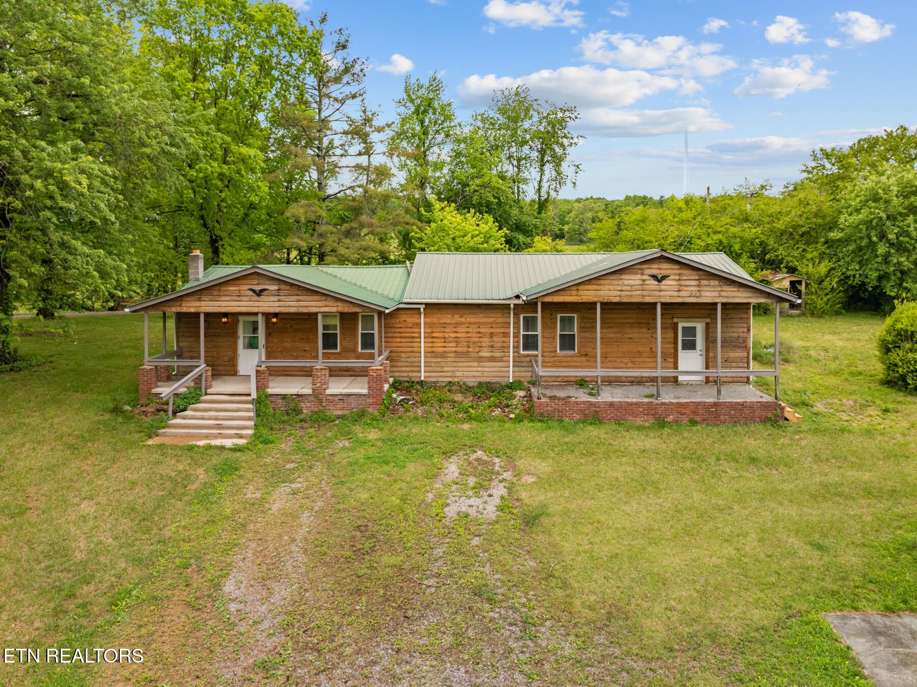 8466 Shut In Gap Rd