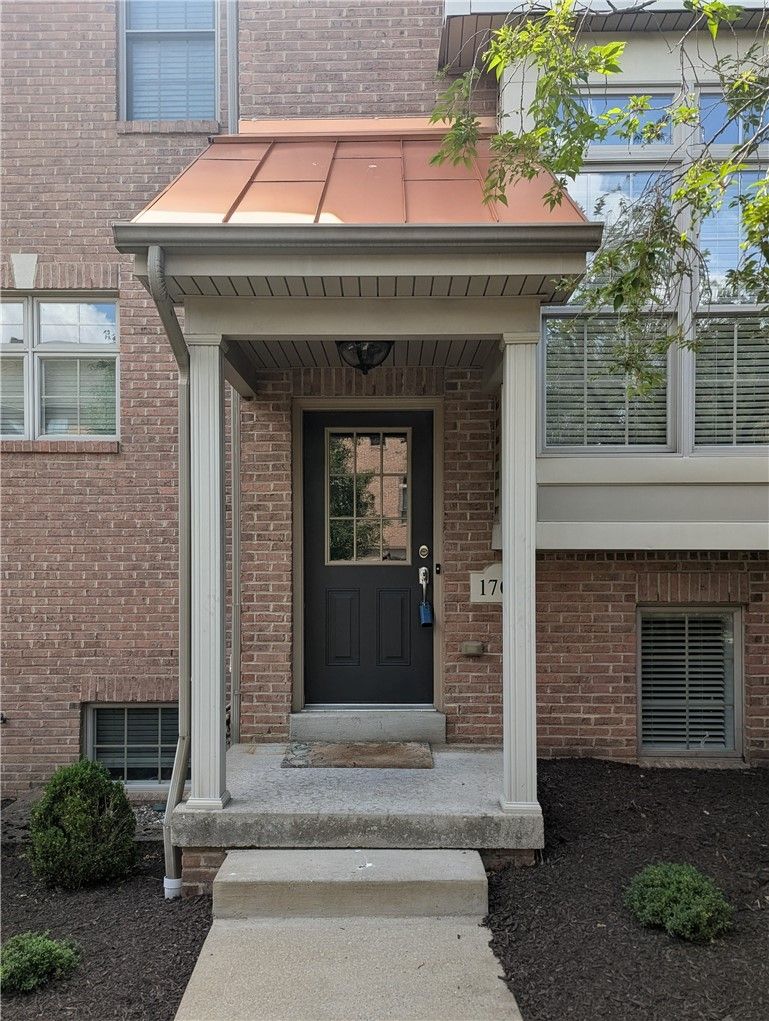 1705 Waterleaf Drive 1705