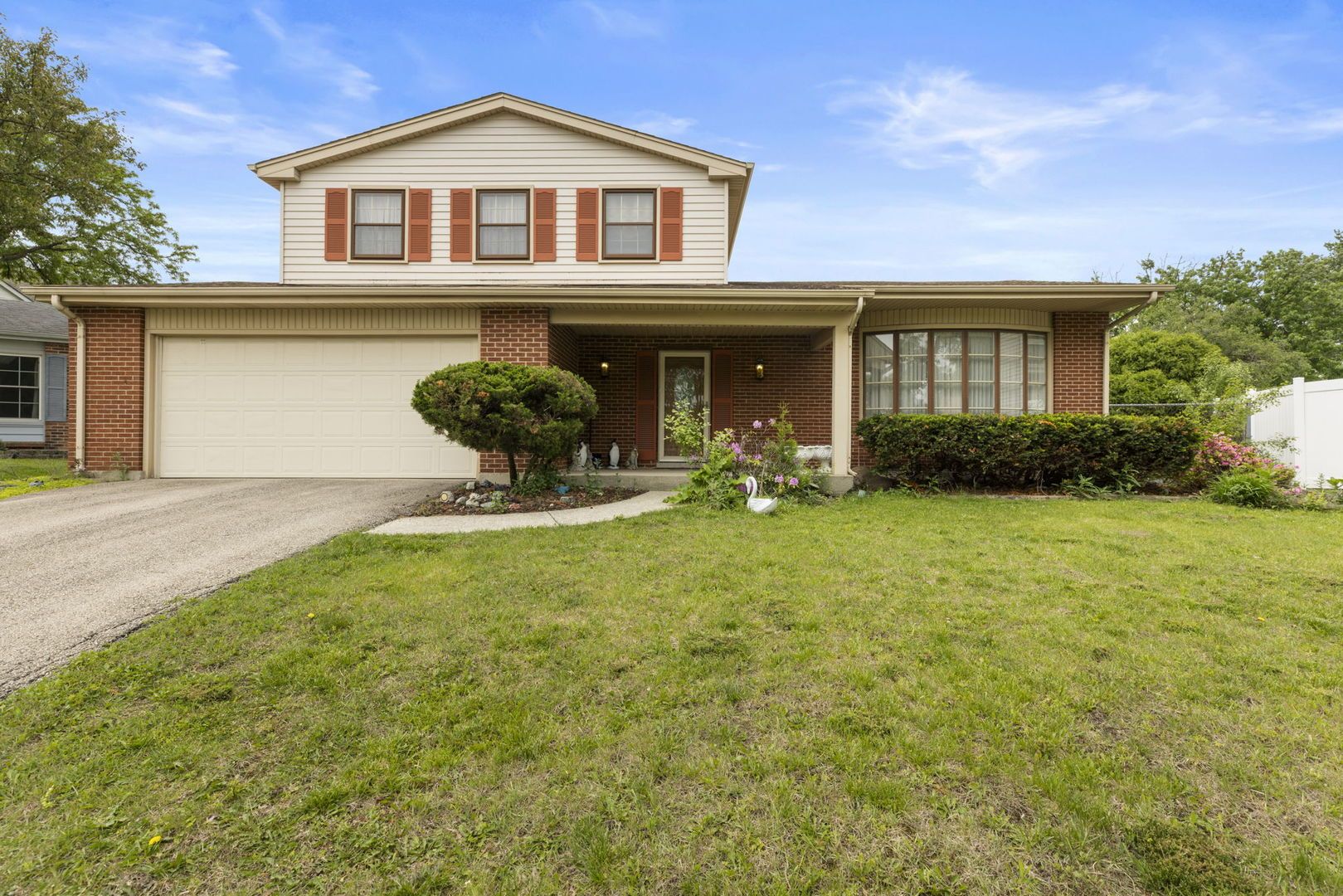 762 Oakwood Drive