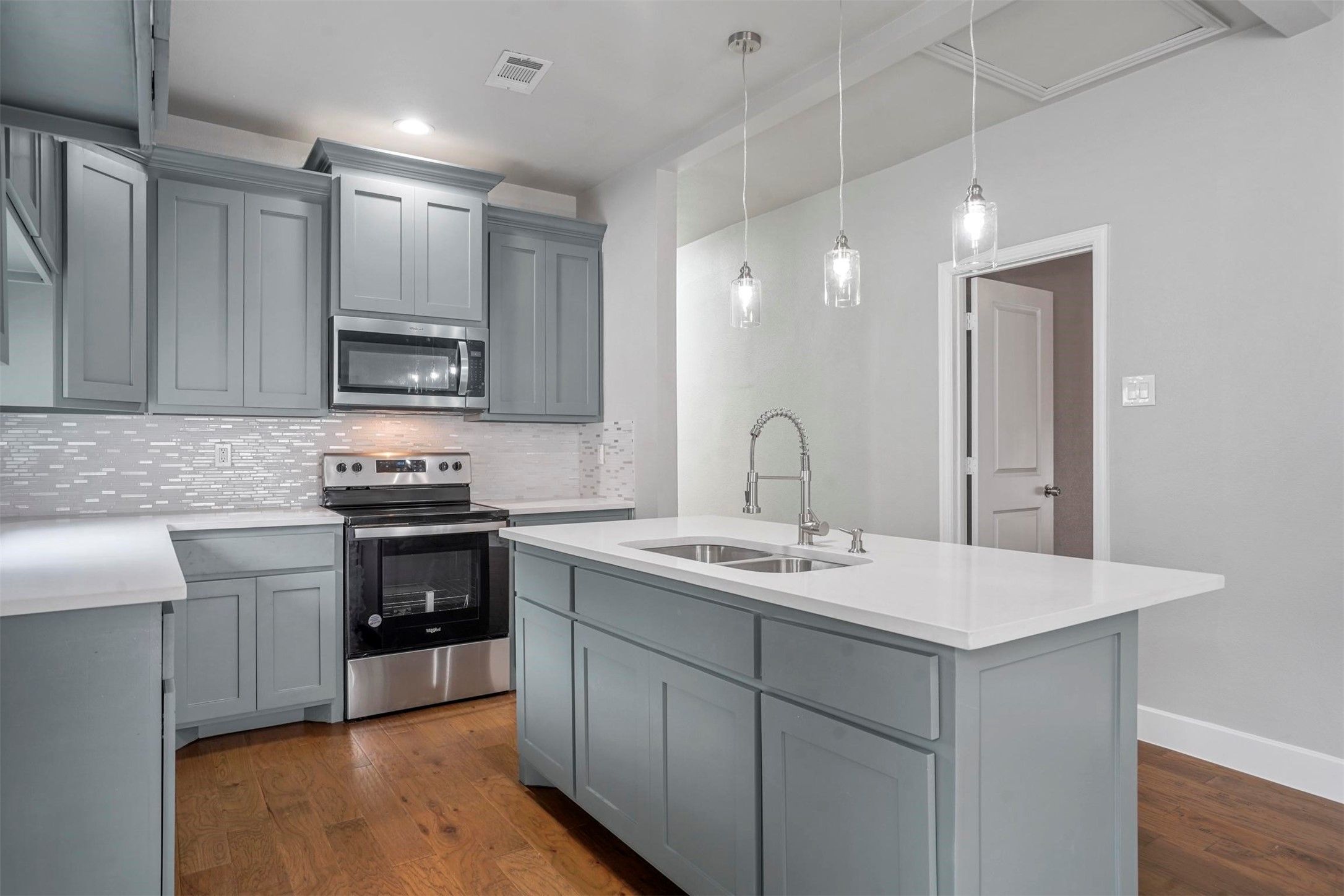 2227 Washington Avenue