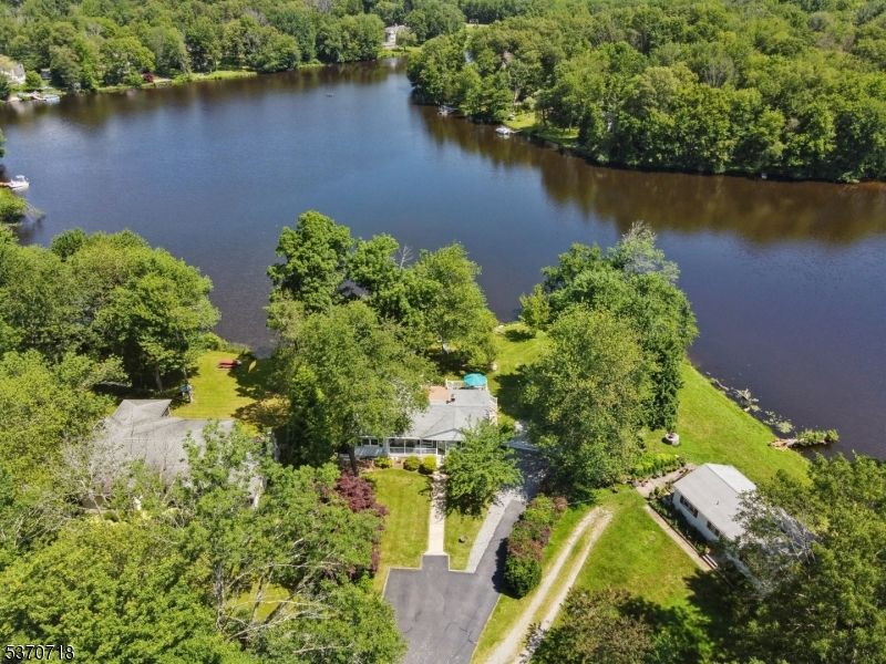 63 W Shore Dr