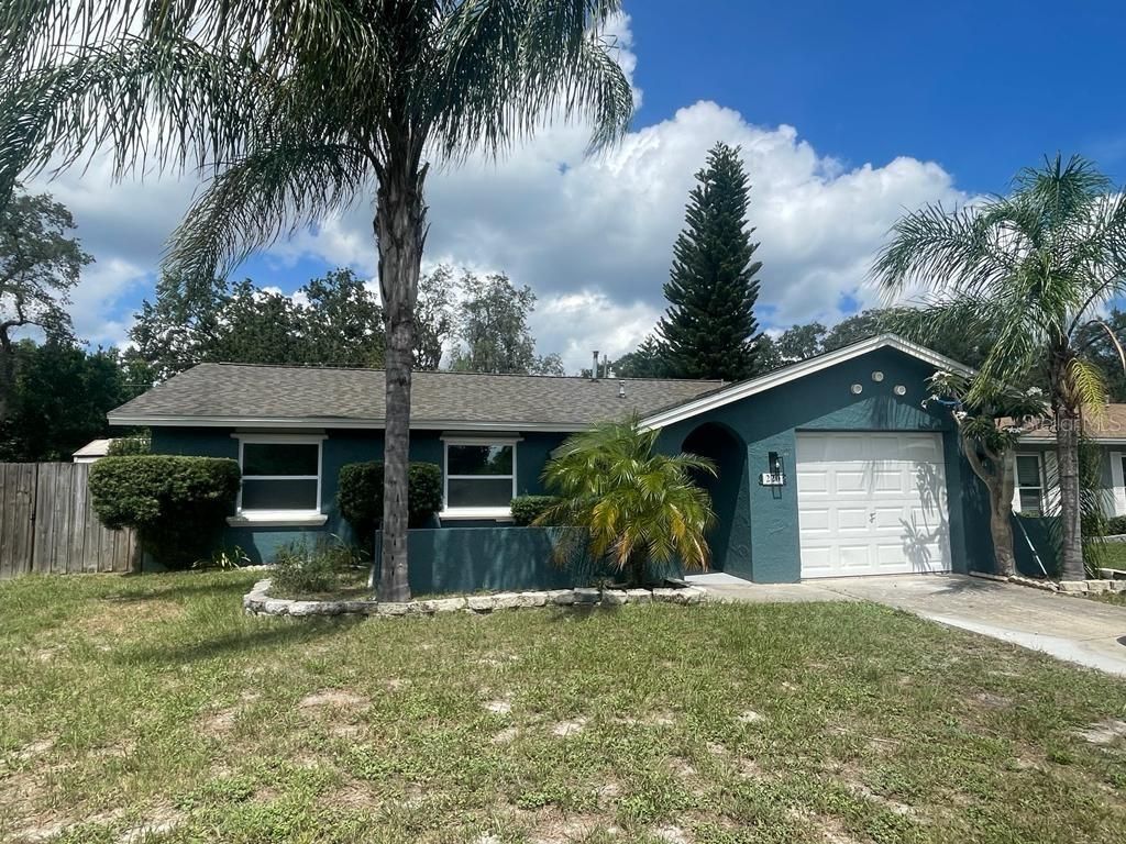 220 N Alderwood Street