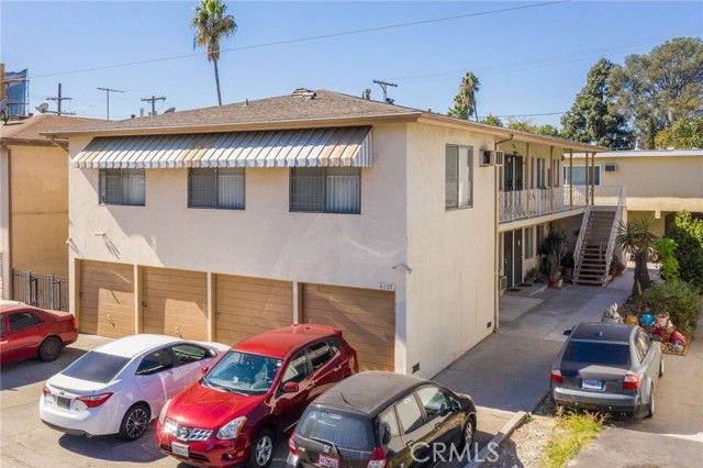 6107 Tujunga Avenue