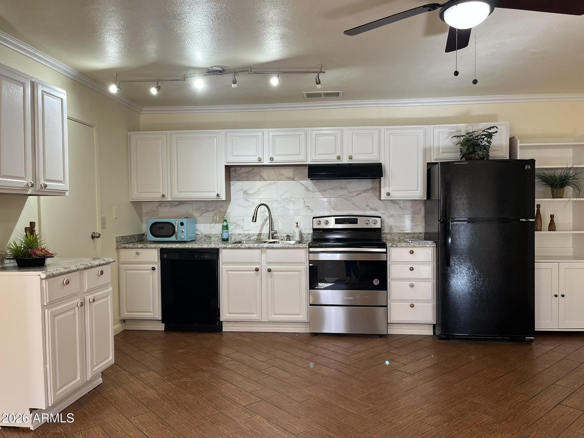 3511 E Baseline Road 1213