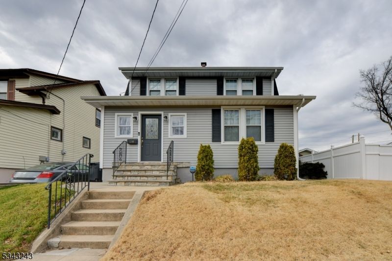 1248 Schmidt Ave