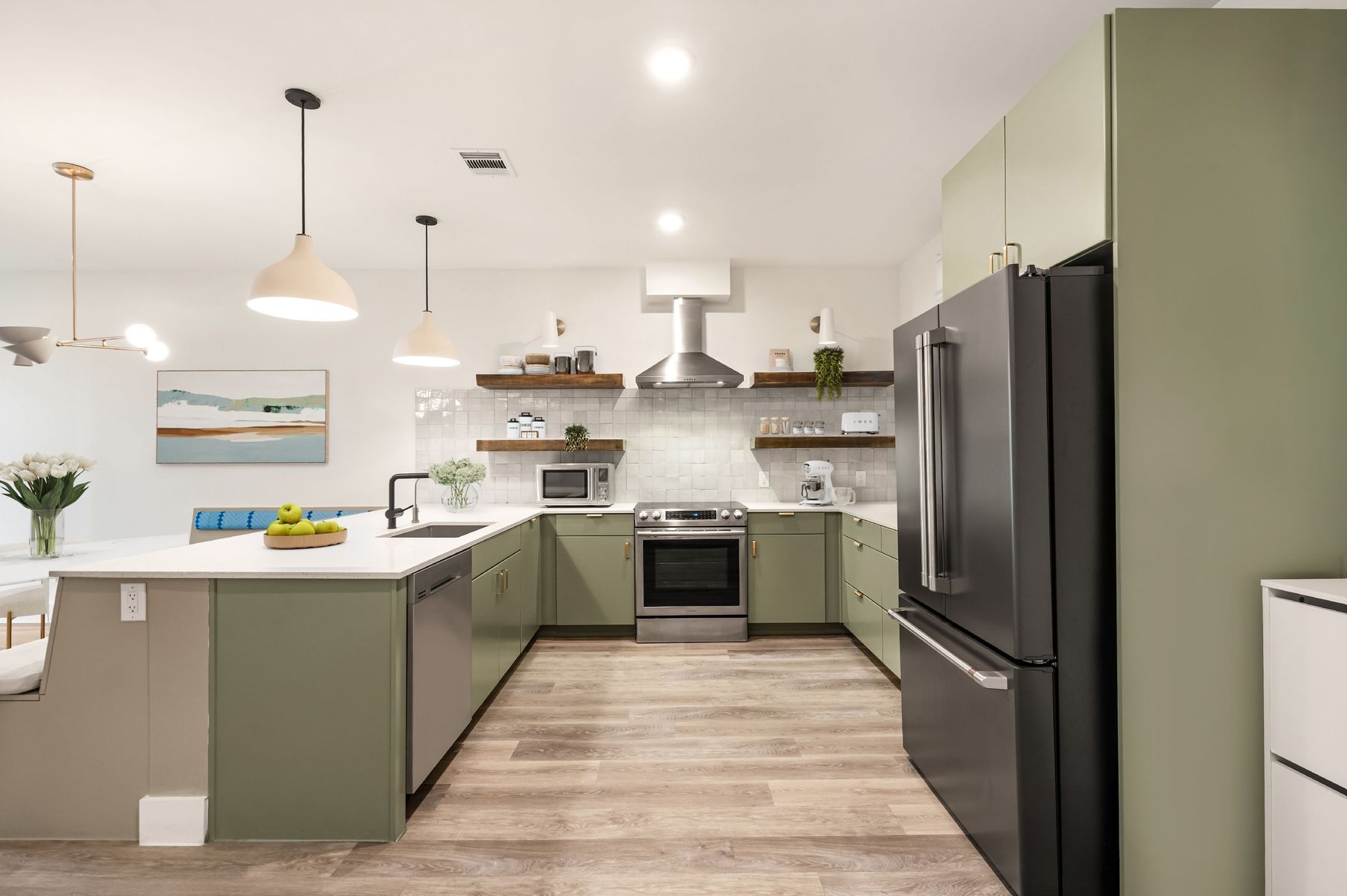 2709 E 5th Street 2203