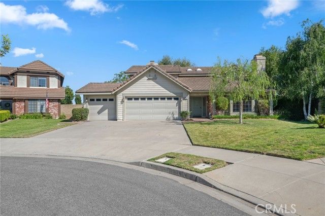 2207 Inverness Court