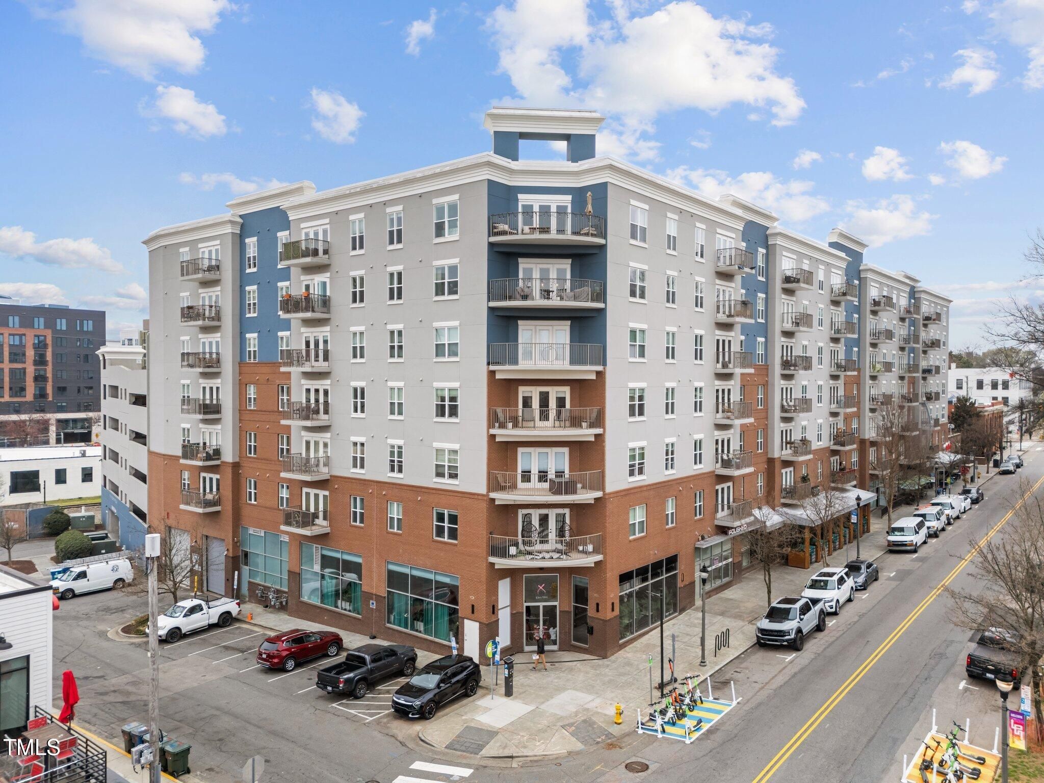 222 Glenwood Avenue 608
