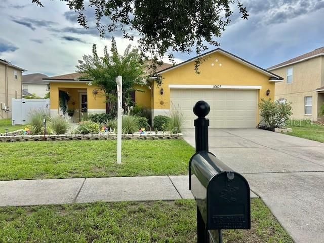 10607 Boyette Creek Boulevard