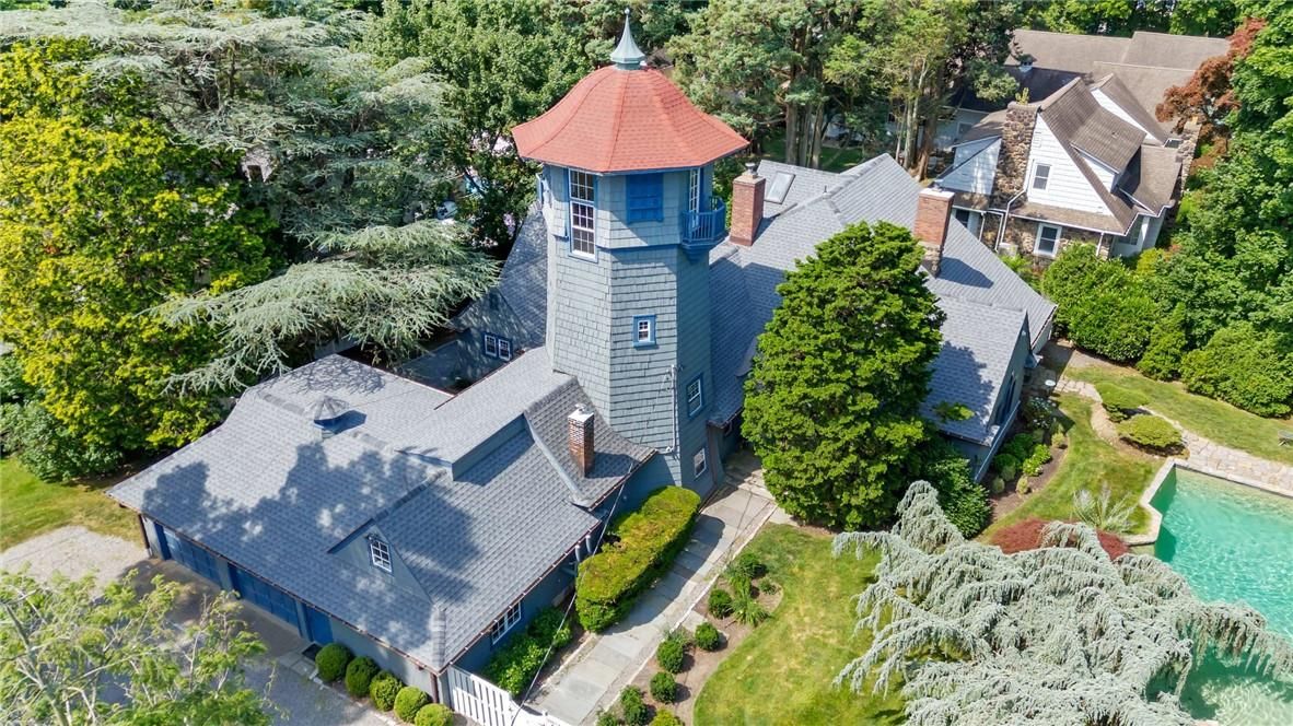 2 Rogers Avenue