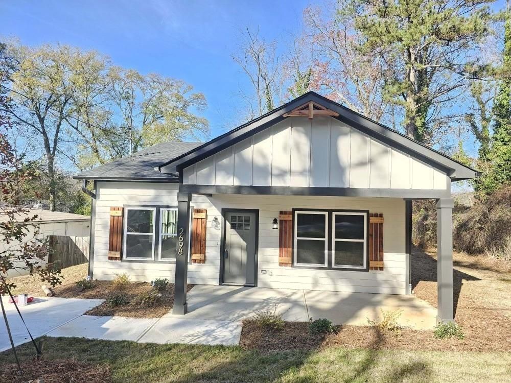 2698 Mango Circle Nw