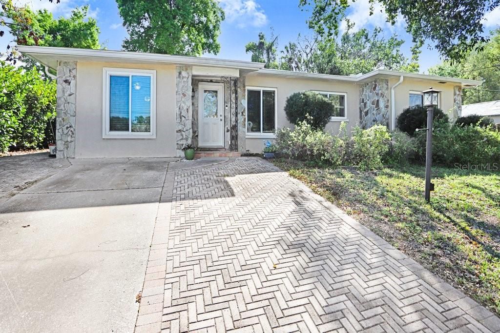 6703 N River Boulevard