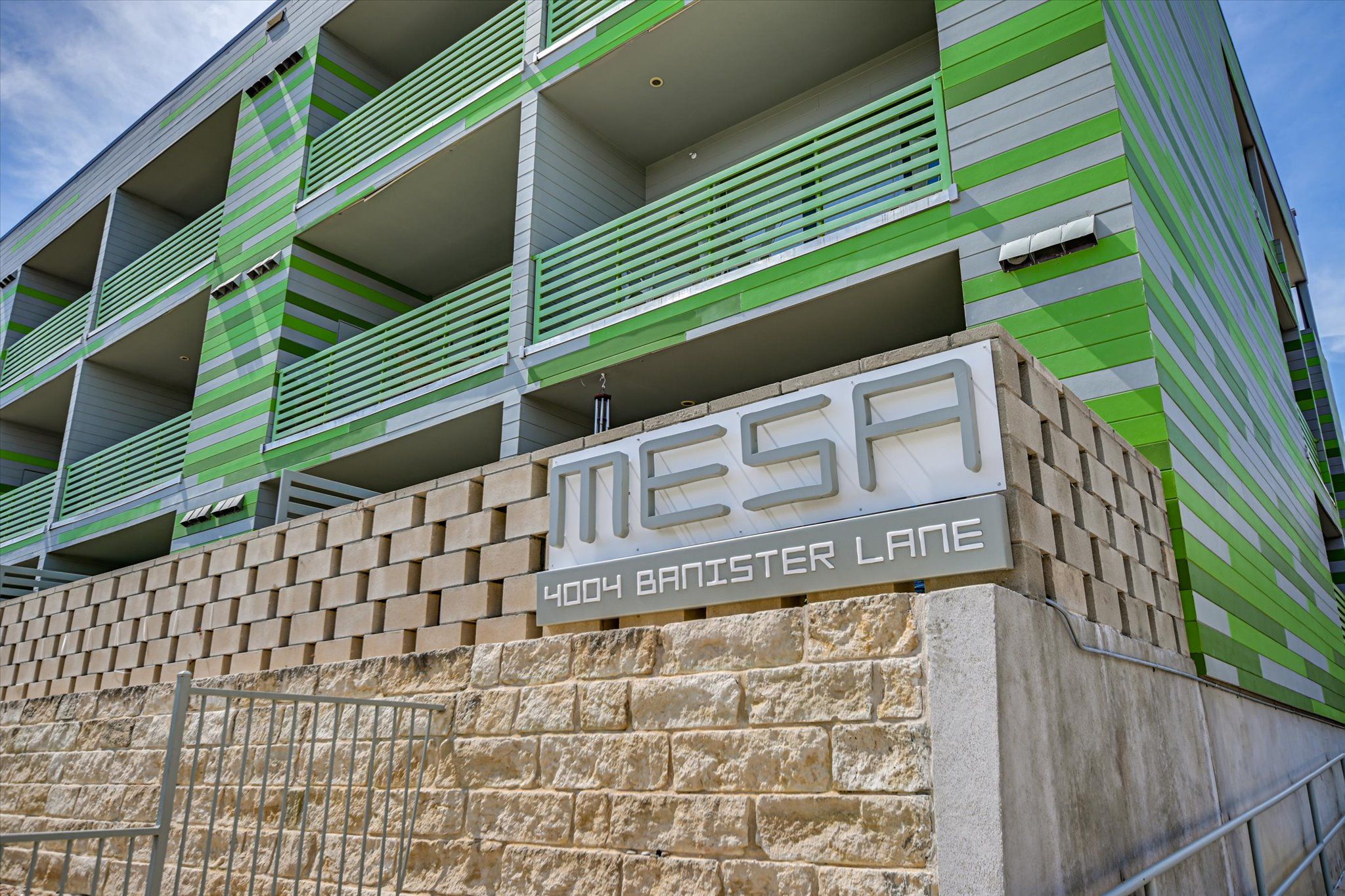 4004 Banister Lane 312