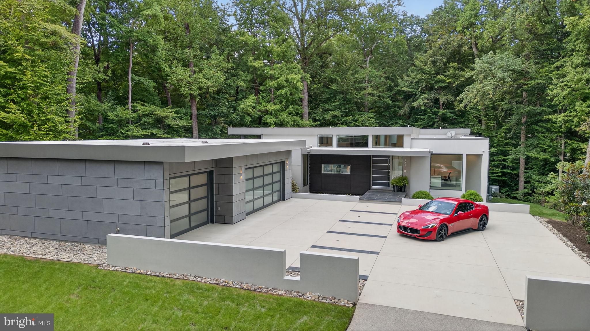 132 Jefferson Hundred