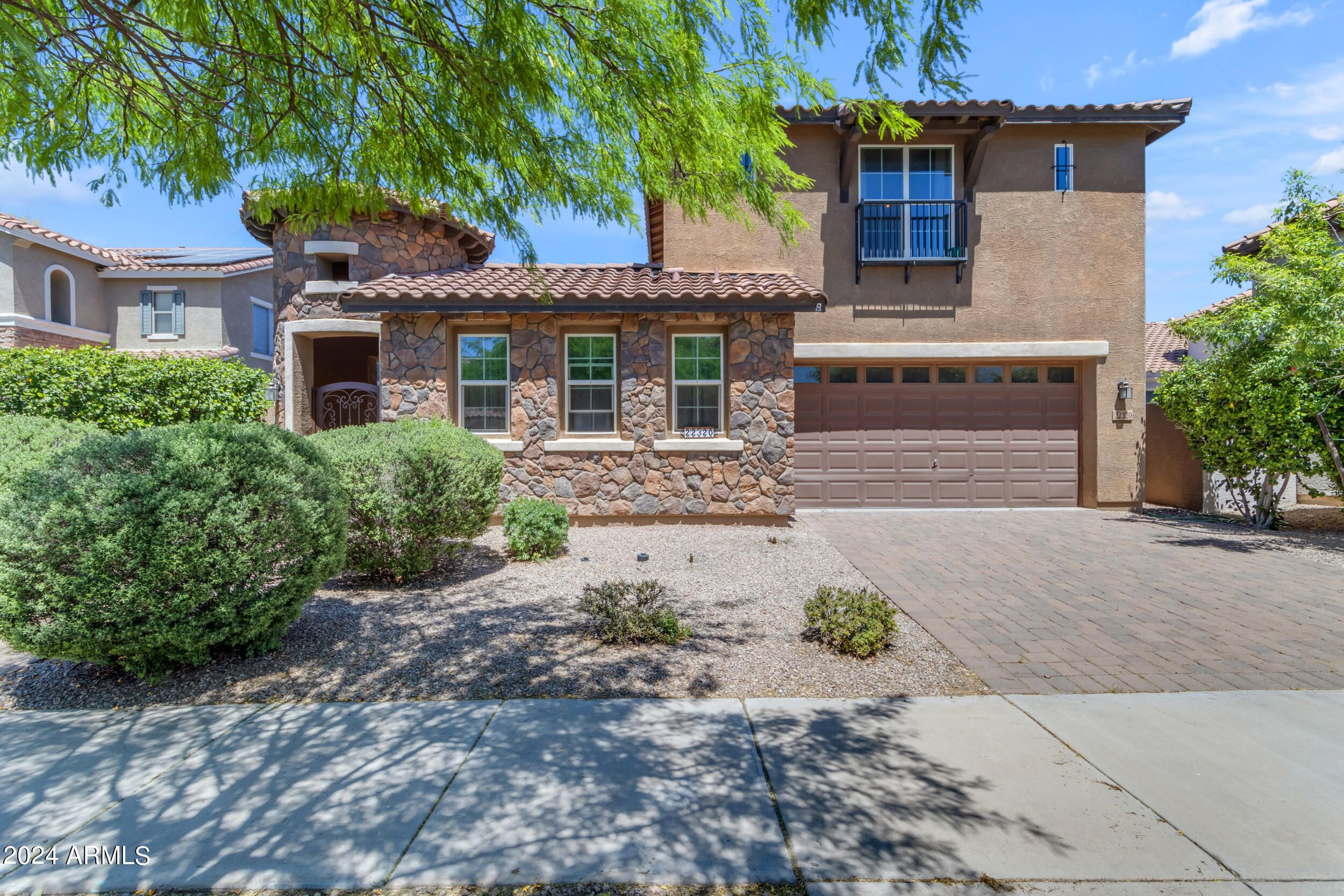 22320 E Via De Olivos --