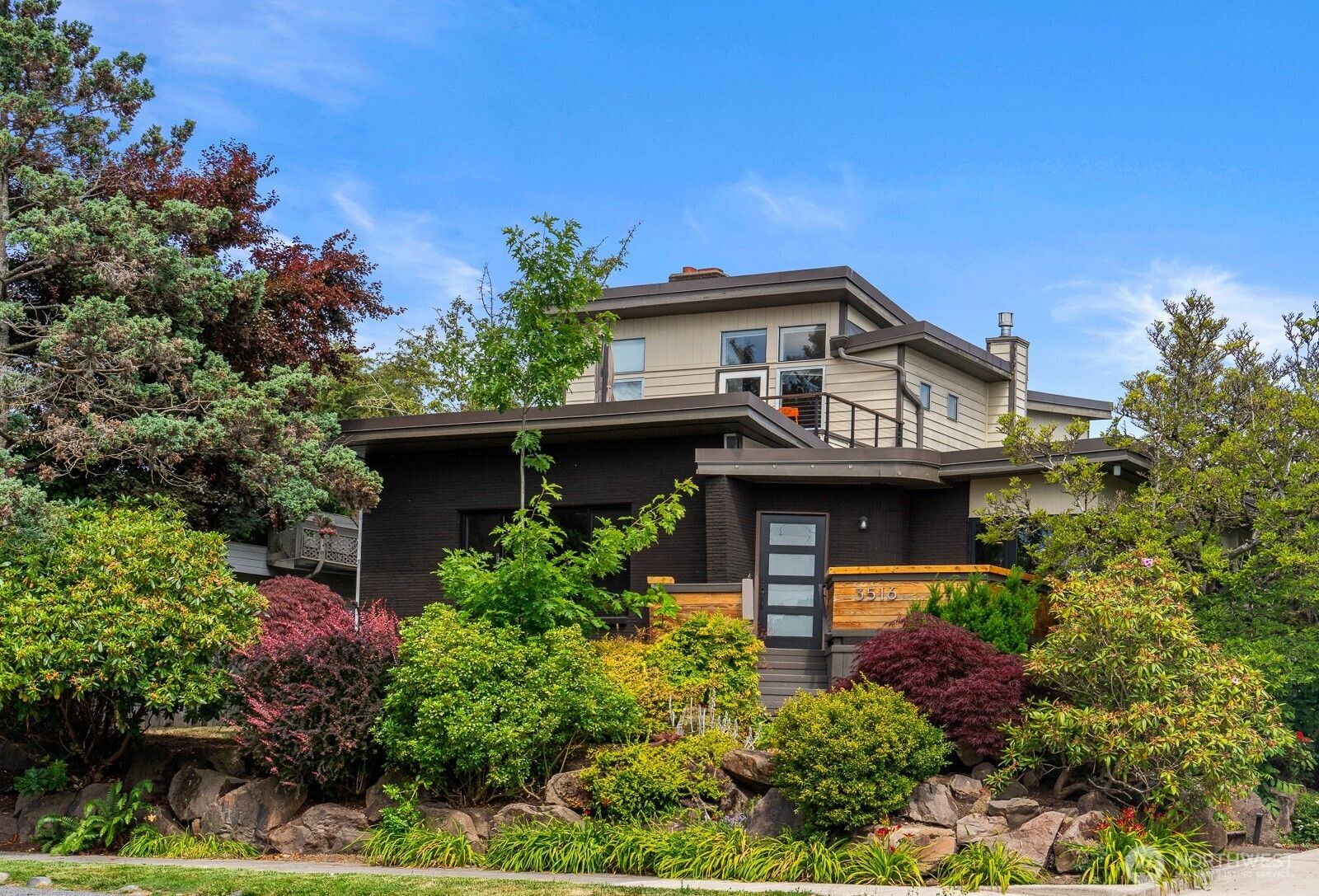 3516 Ne 43rd Street
