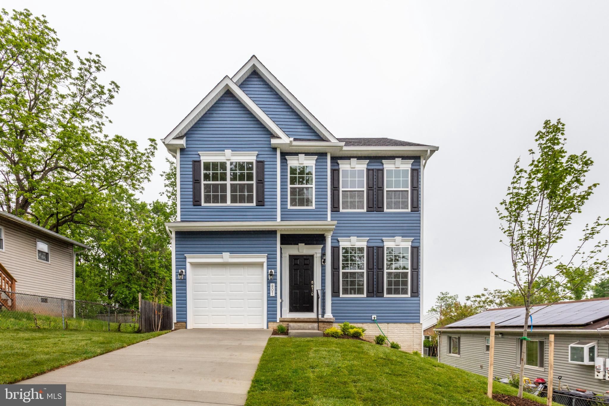 7510 Ingraham Street