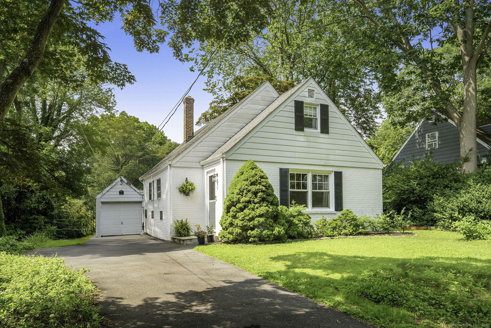 33 Halsey Drive