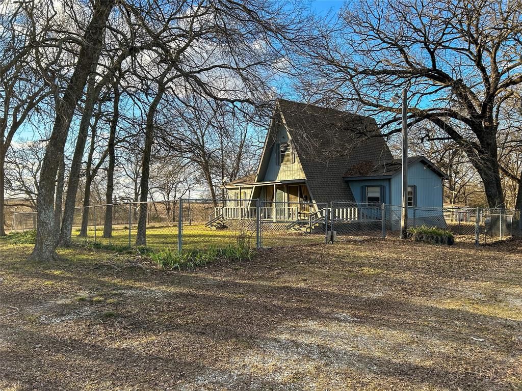 702 County Road 2715