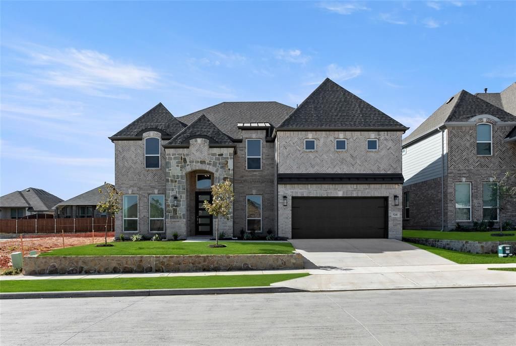 5241 Great Hollow Trail