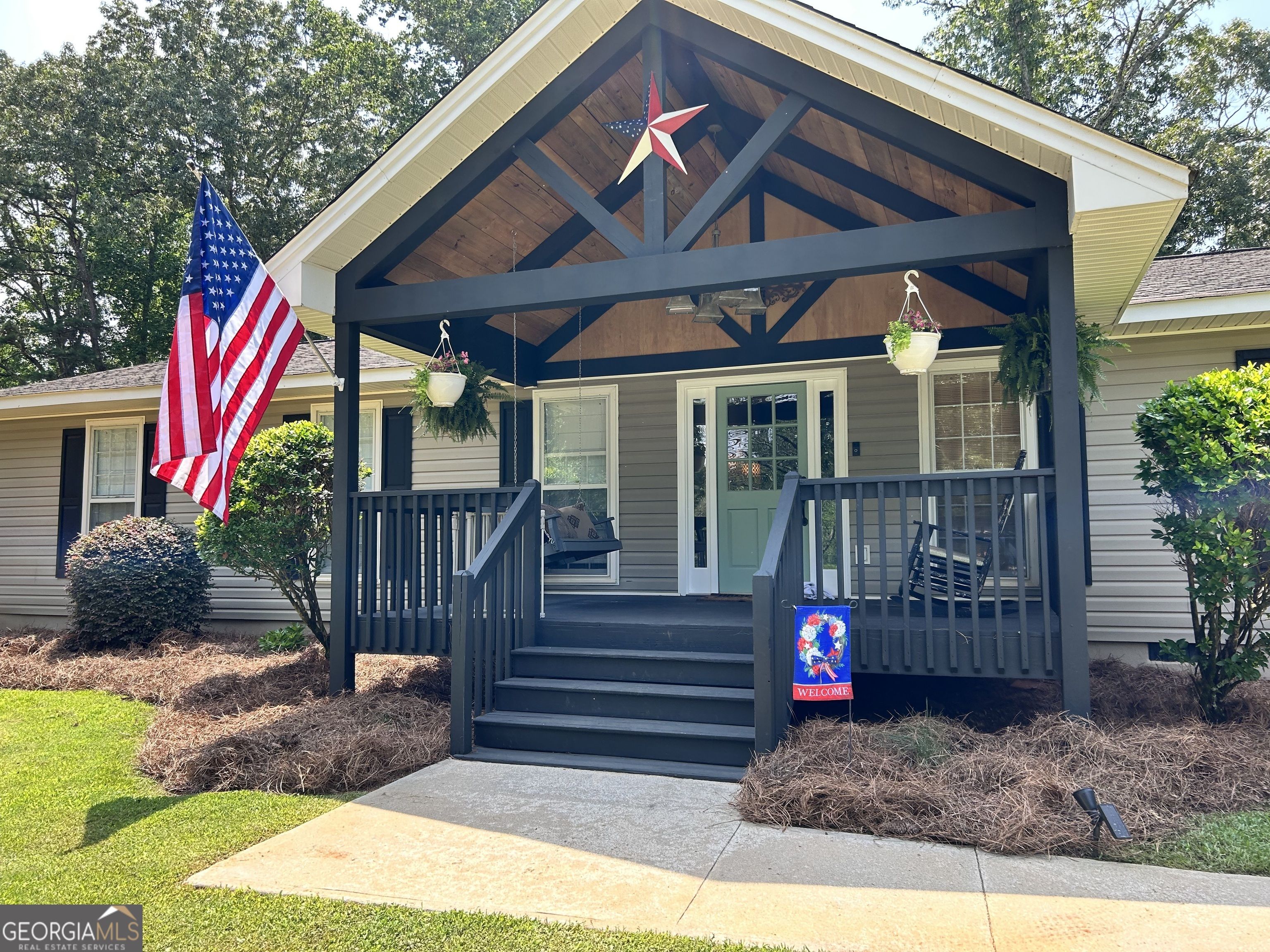 221 Banning Road