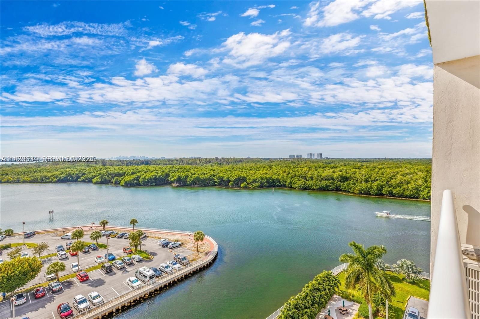 400 Kings Point Drive 1406