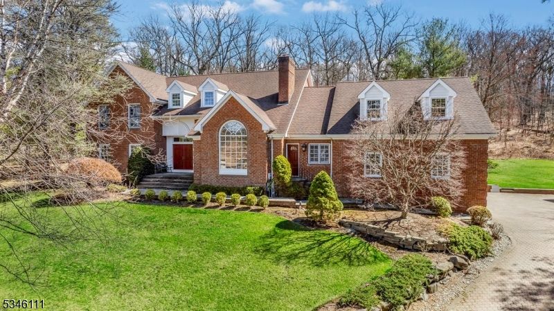 5 Sleepy Hollow Ct