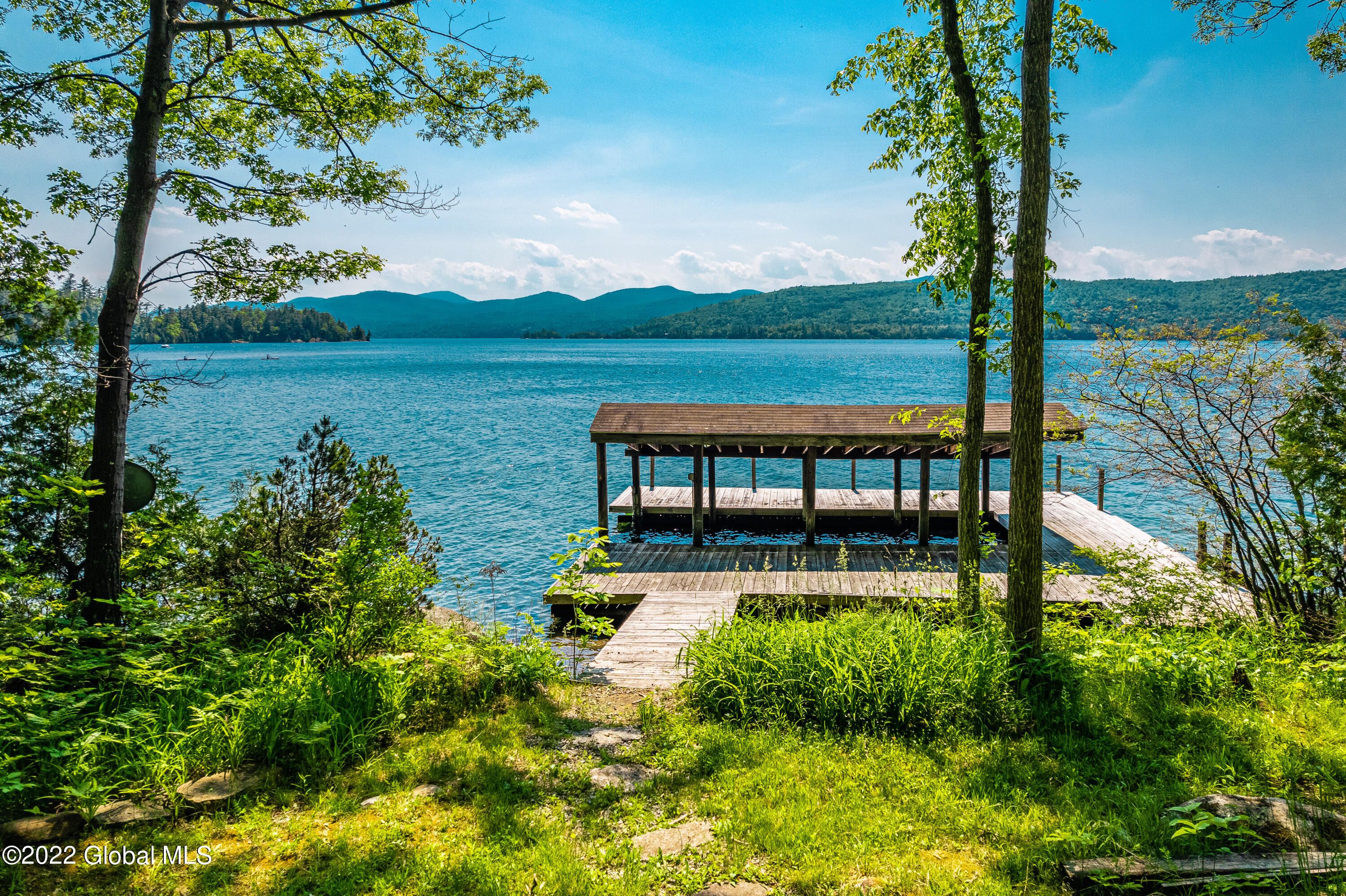 3031 N Lake George Way