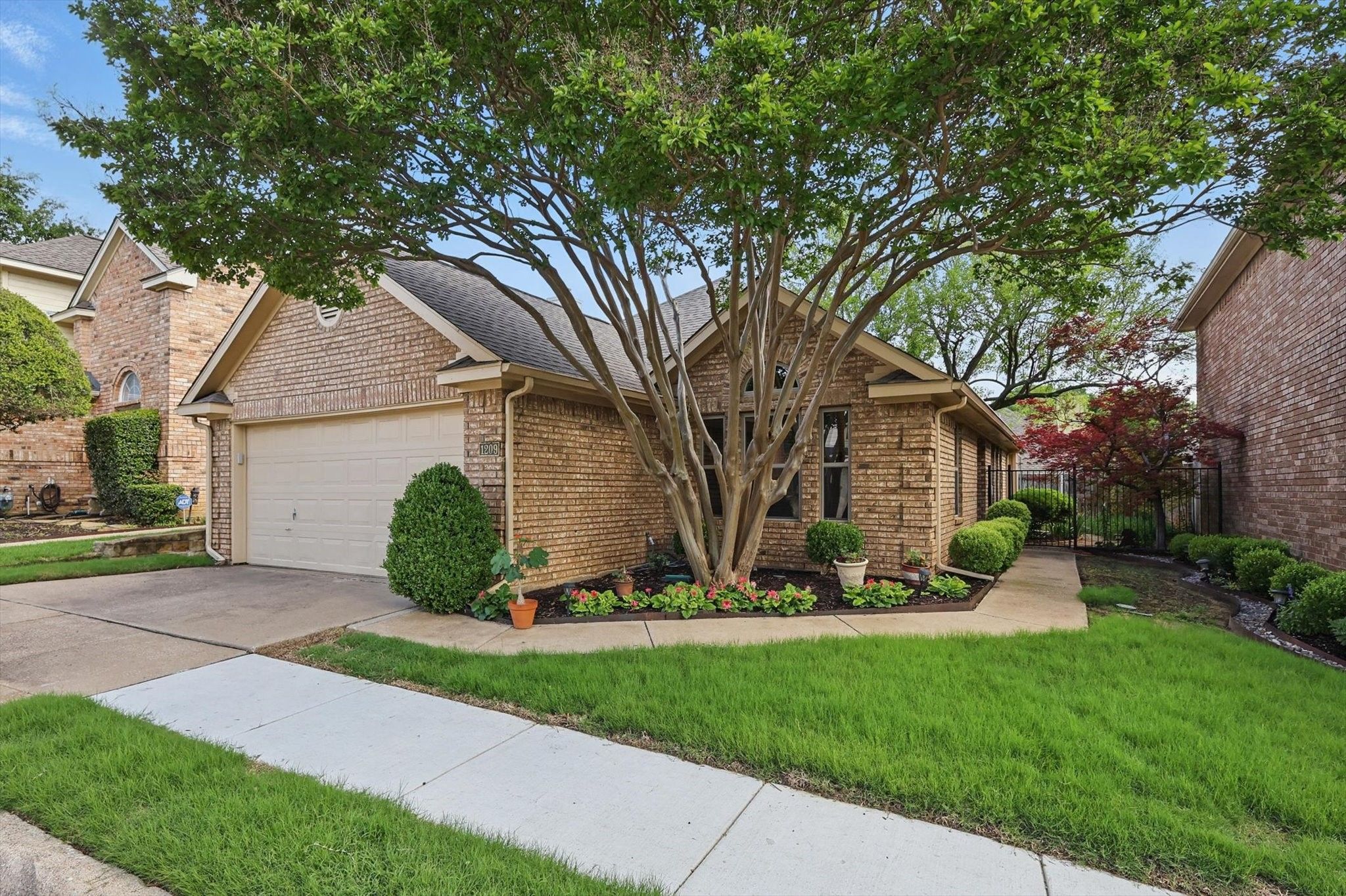 1209 Royal Crescent Drive