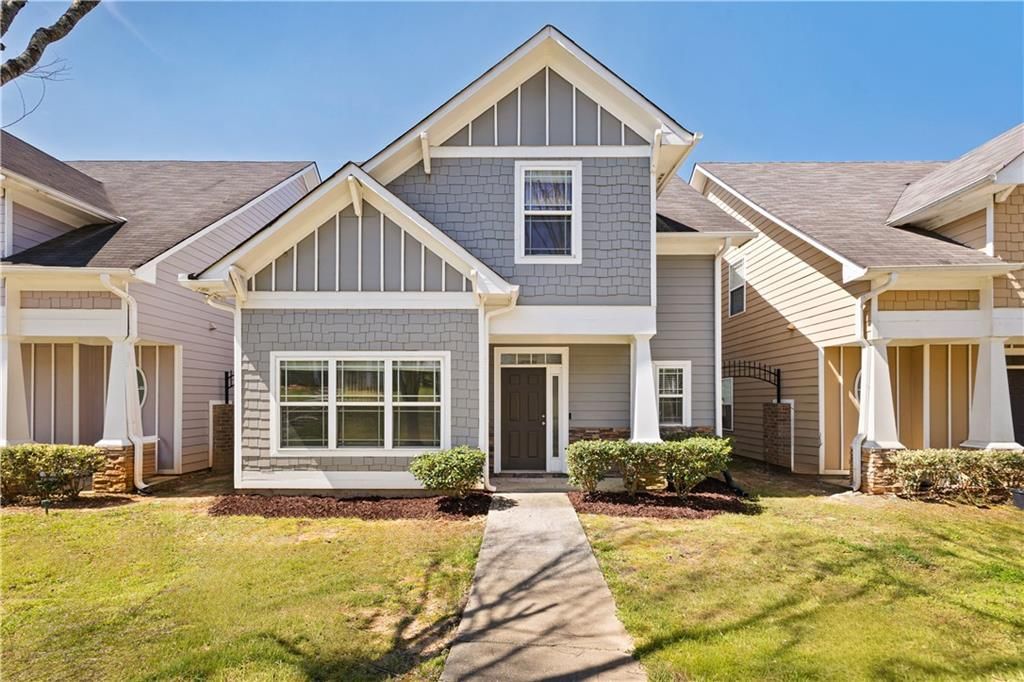 126 Wellbrook Court Ne