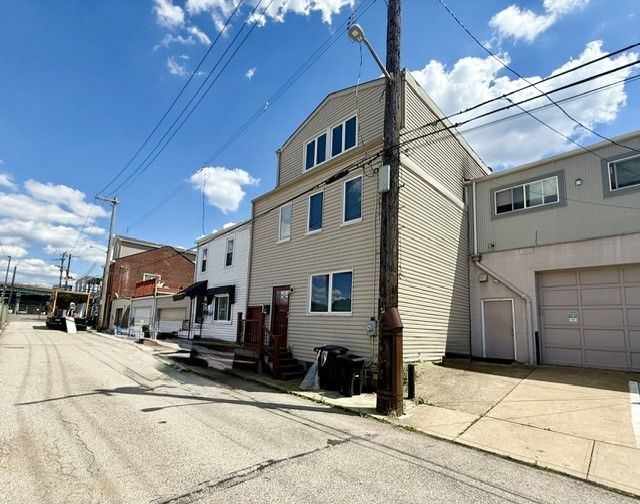 2118 Merriman Way