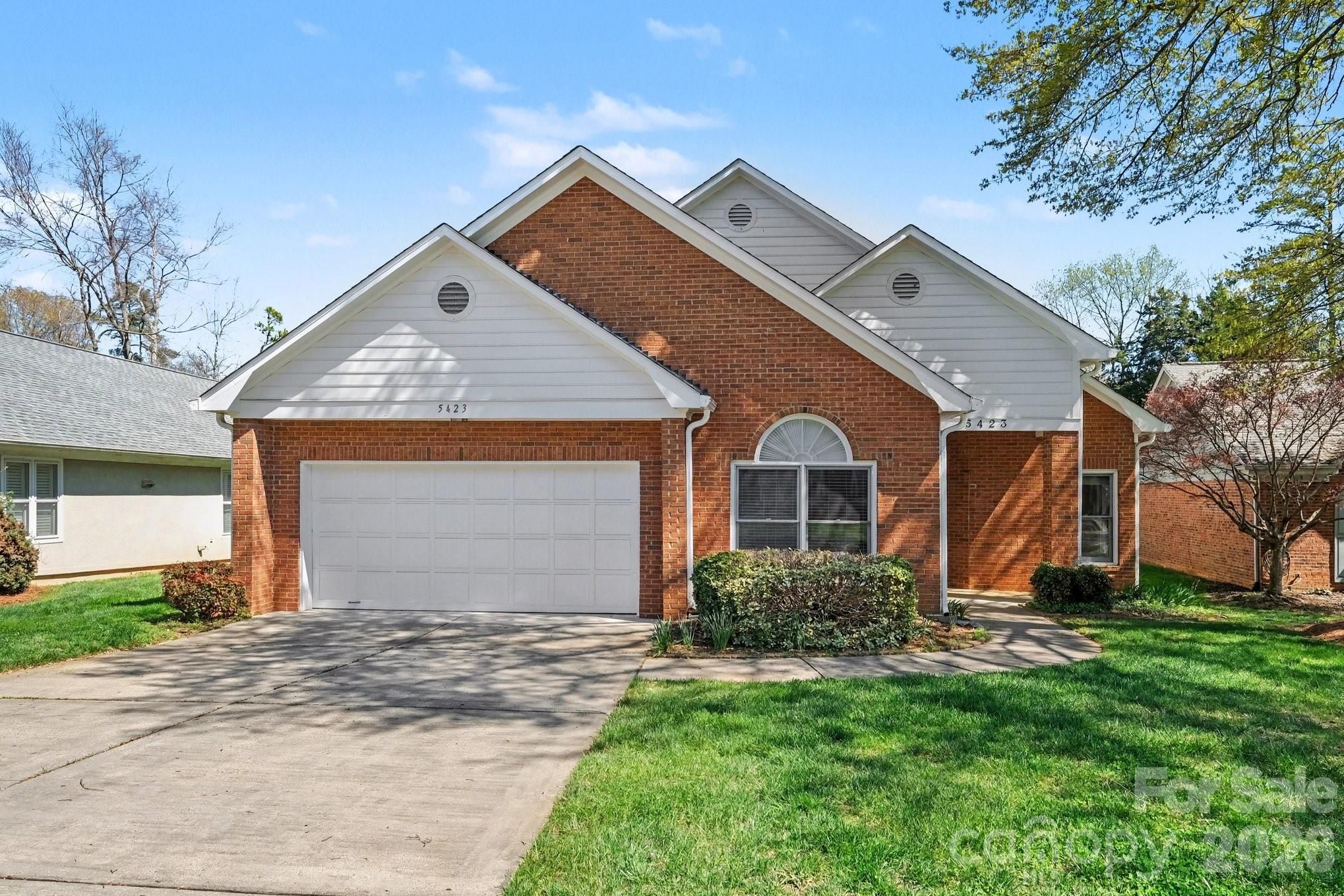 5423 Dunedin Lane